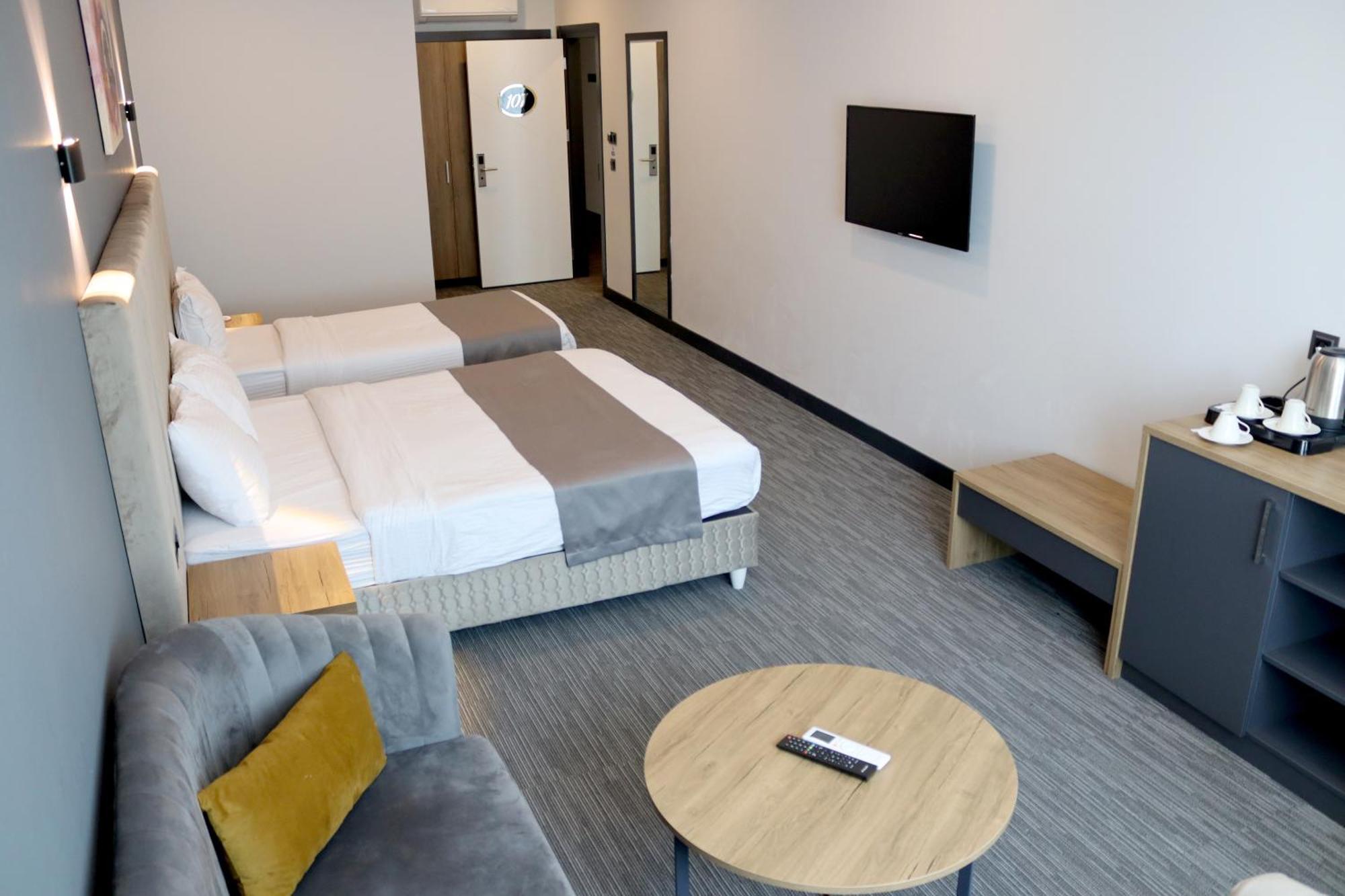 Home Plus Hotel اسطنبول المظهر الخارجي الصورة