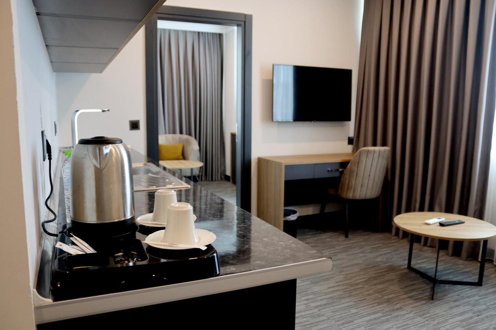 Home Plus Hotel اسطنبول المظهر الخارجي الصورة