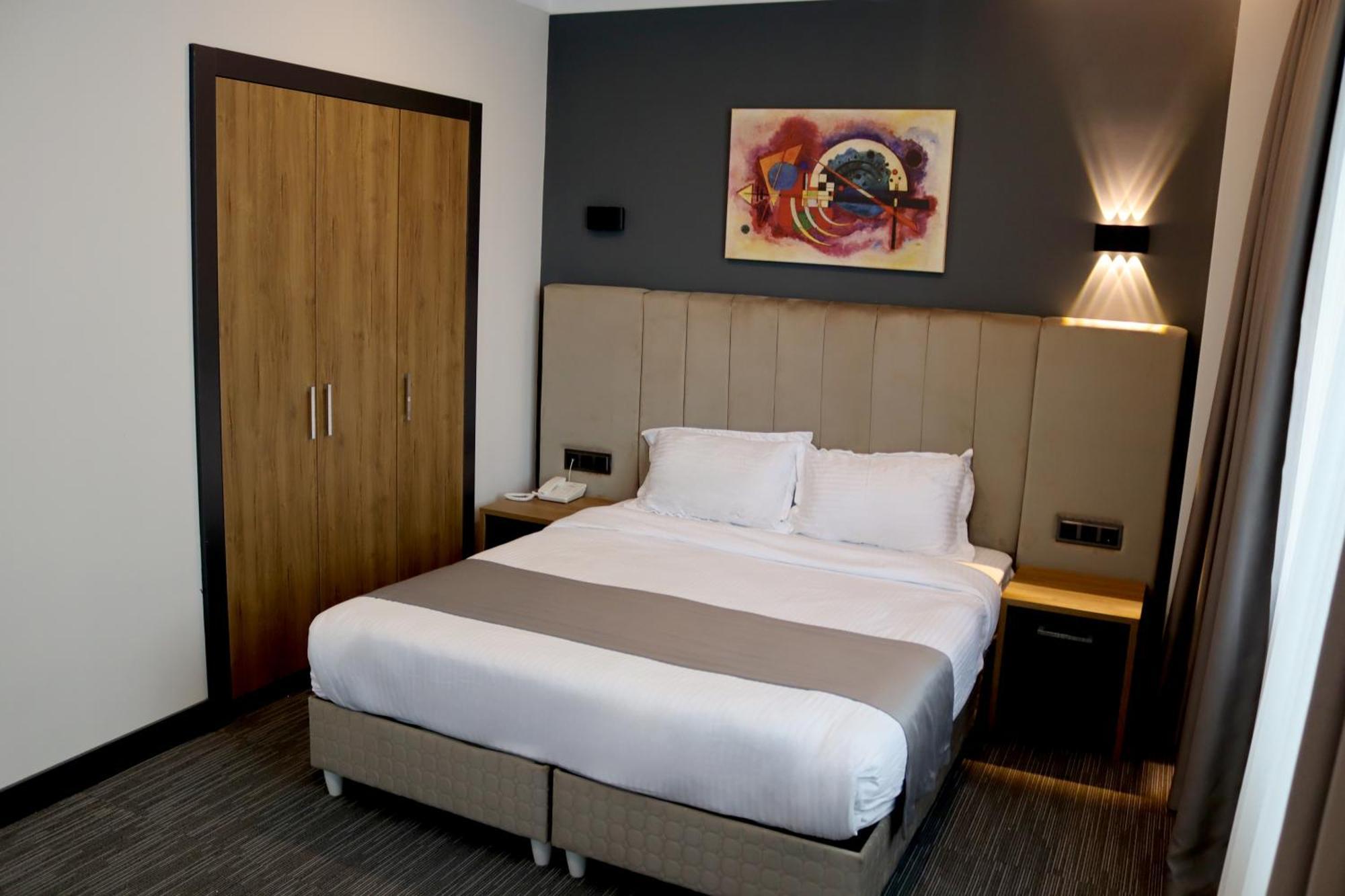 Home Plus Hotel اسطنبول المظهر الخارجي الصورة