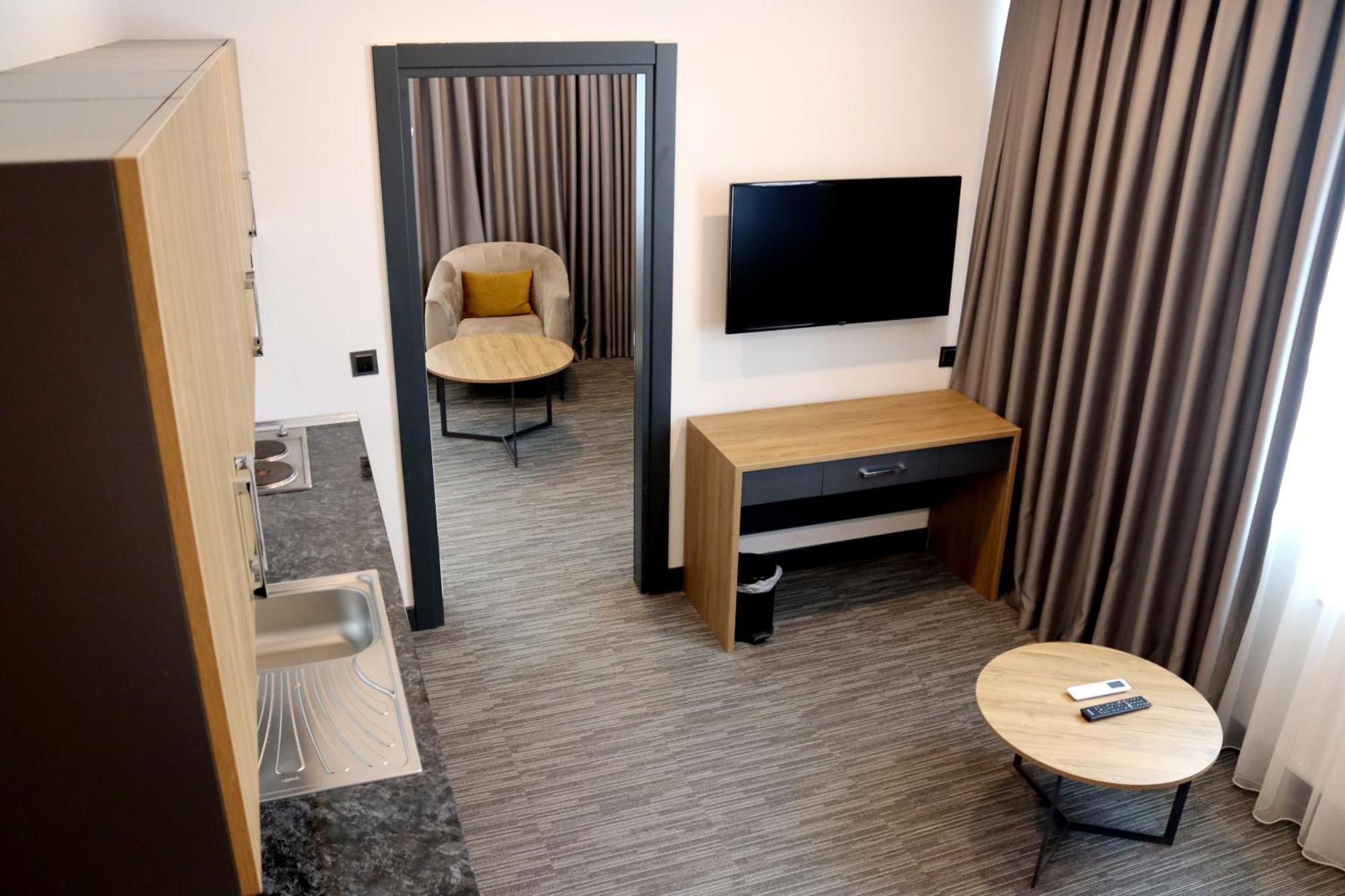 Home Plus Hotel اسطنبول المظهر الخارجي الصورة