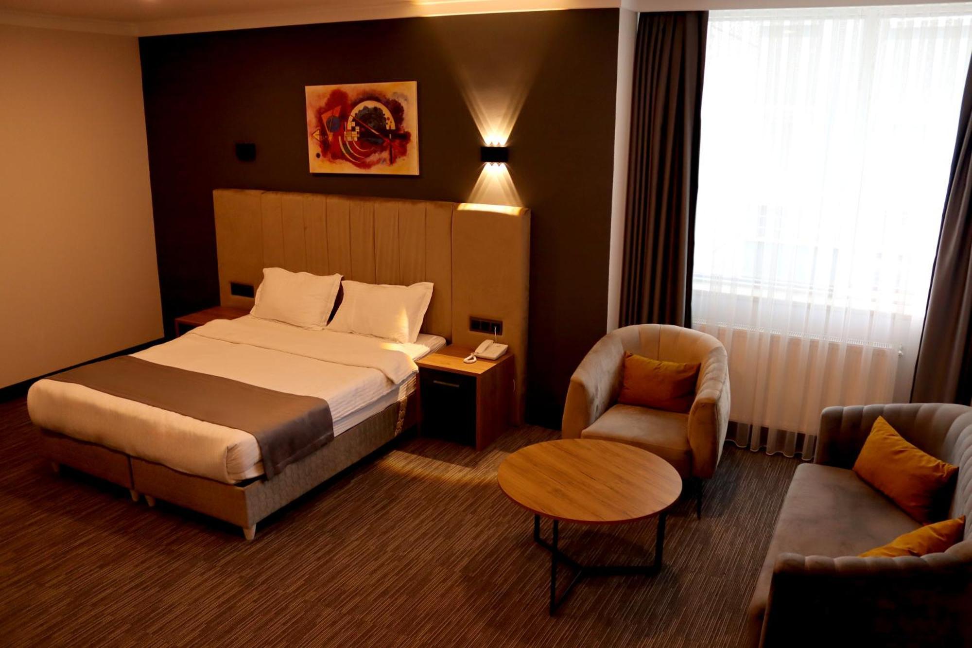 Home Plus Hotel اسطنبول المظهر الخارجي الصورة