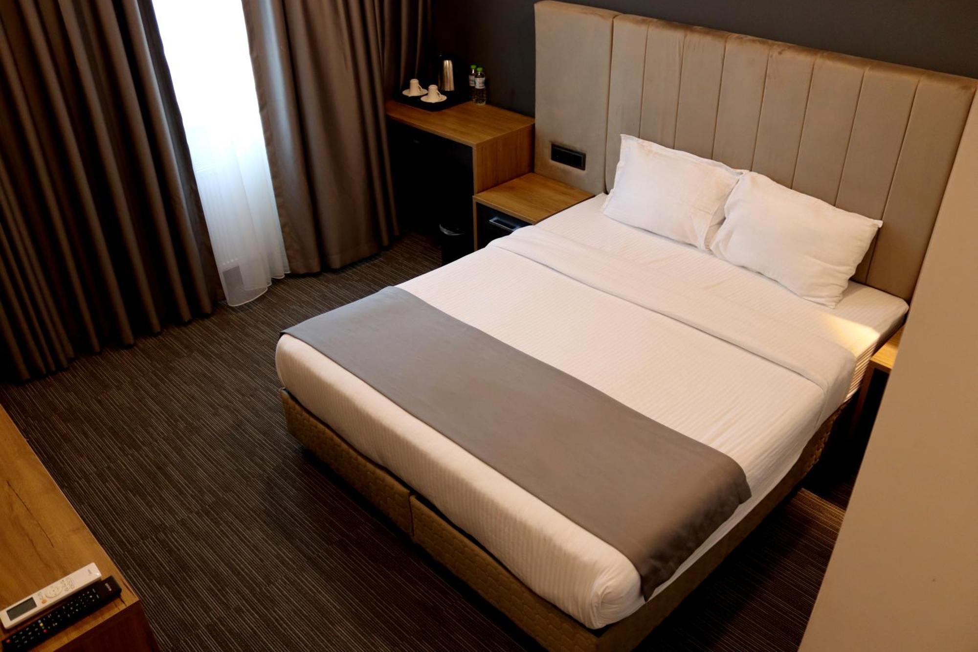 Home Plus Hotel اسطنبول المظهر الخارجي الصورة
