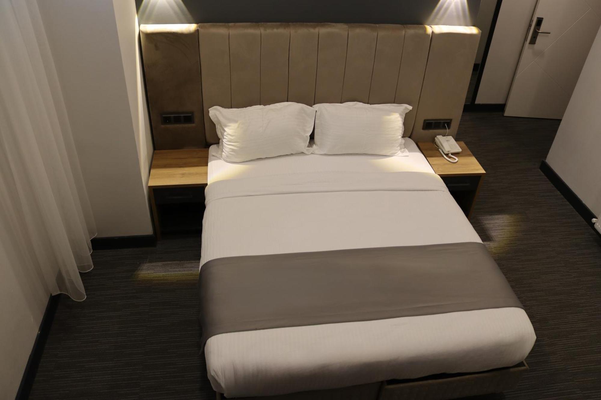 Home Plus Hotel اسطنبول المظهر الخارجي الصورة