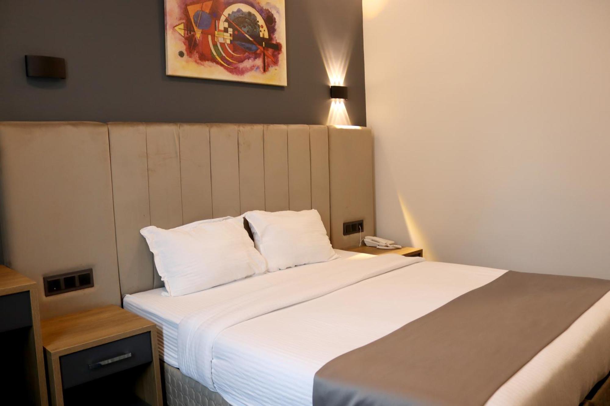 Home Plus Hotel اسطنبول المظهر الخارجي الصورة