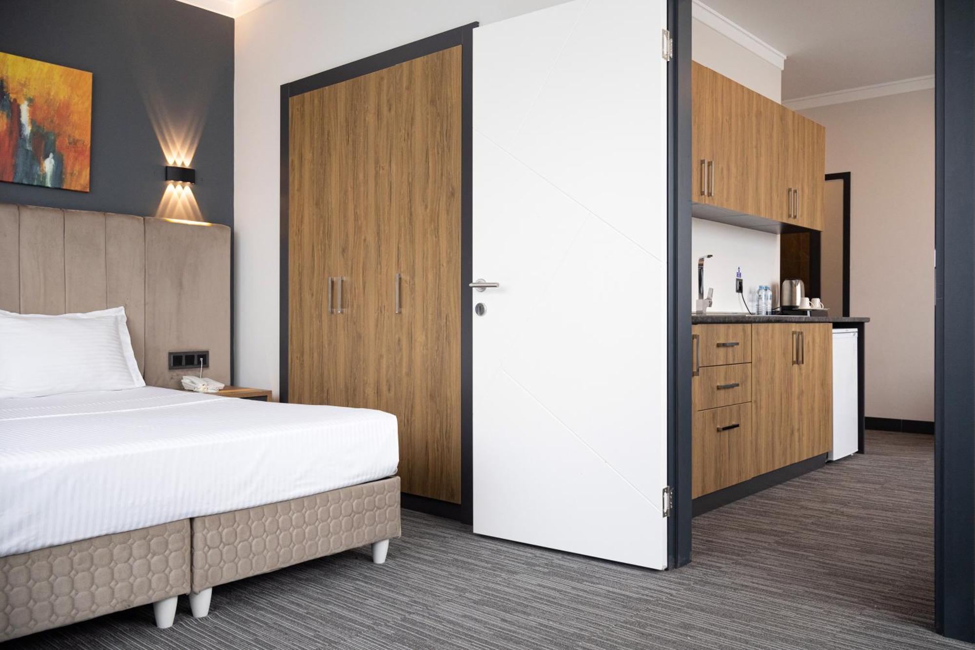 Home Plus Hotel اسطنبول المظهر الخارجي الصورة