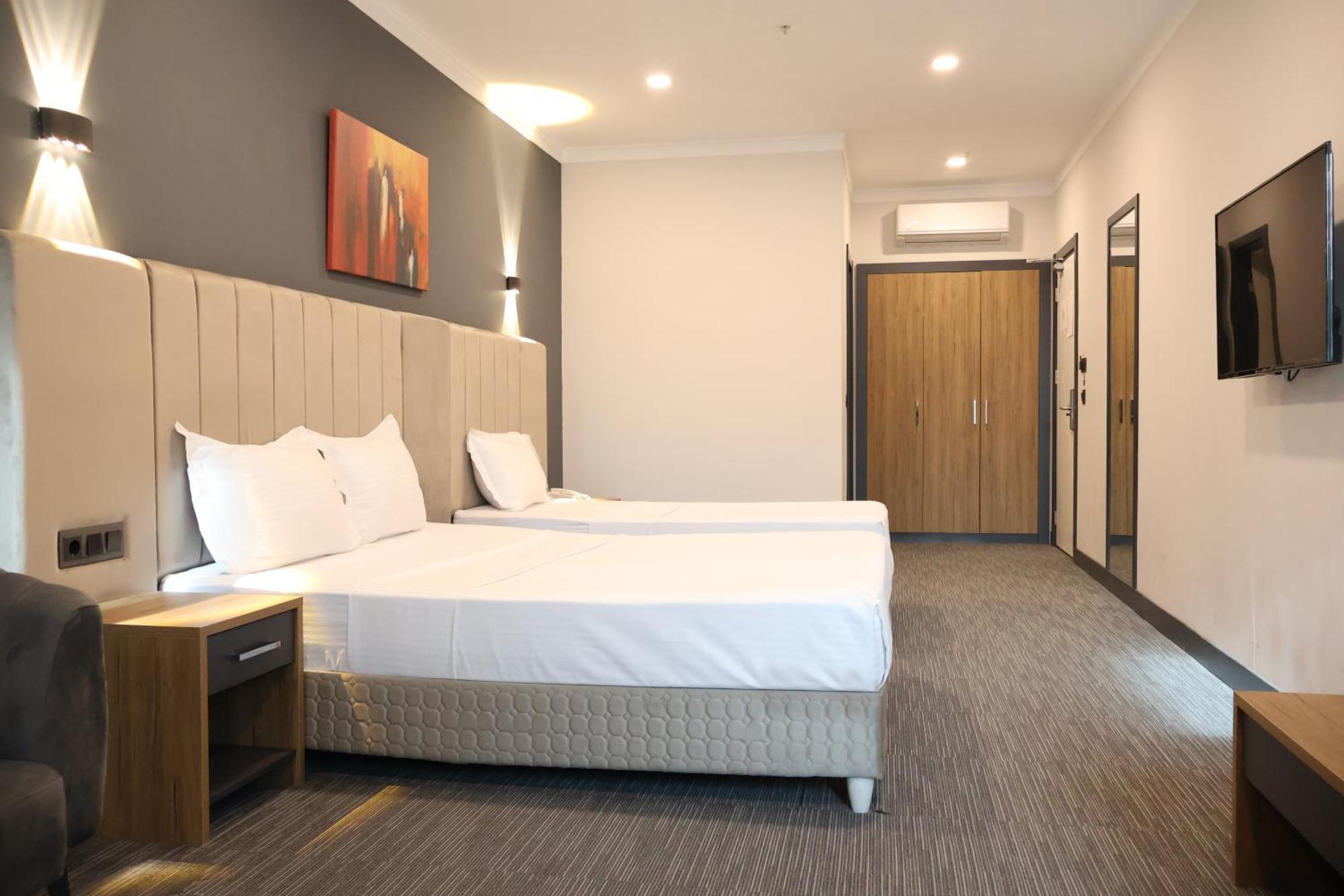 Home Plus Hotel اسطنبول المظهر الخارجي الصورة