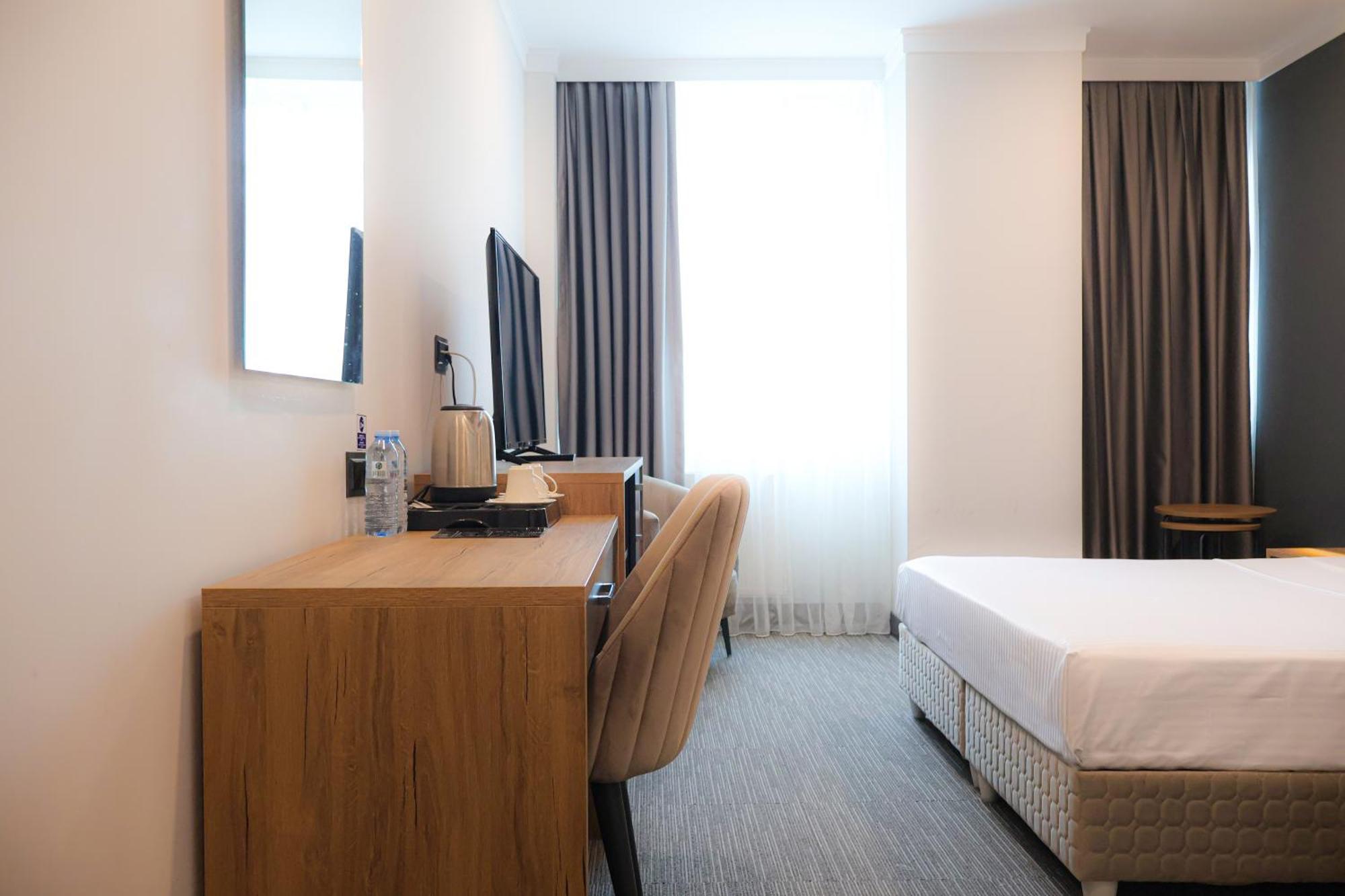 Home Plus Hotel اسطنبول المظهر الخارجي الصورة